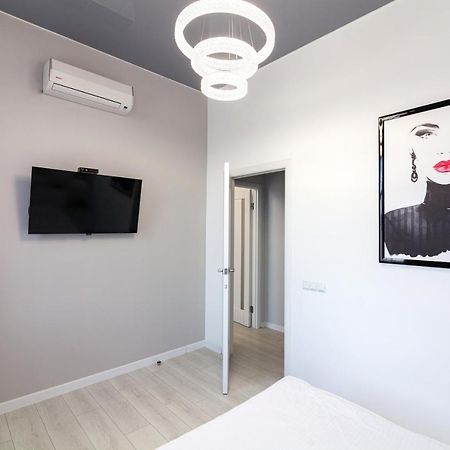 Leogrand Vip Apartments On Pidhirna 3 إلفيف المظهر الخارجي الصورة